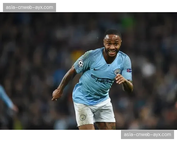 深度复盘:斯特林的技术性击倒,暴露了奥马利在笼边缠斗中的隐患 深度复盘:斯特林的技术性击倒,暴露了奥马利在笼边缠斗中的隐患