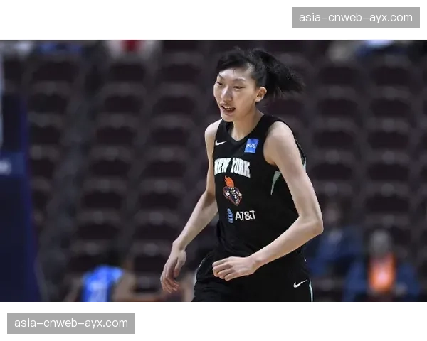 Samuelson姐妹分别效力不同球队，新赛季将首次在WNBA赛场对决